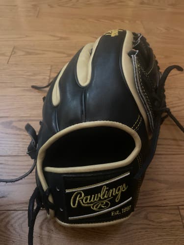 New Right Hand Throw Rawlings Outfield Heart of the Hide Baseball Glove 12.75"