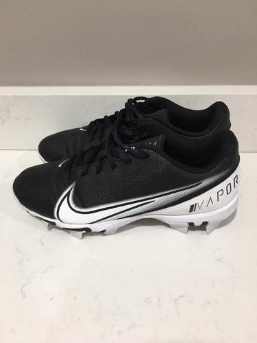 Used Men's Size 8.5 (Women's 9.5) Molded Cleats Nike Low Cut