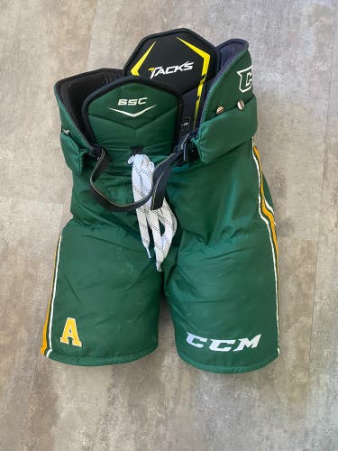 Senior Medium CCM Pro Stock Tacks 65c Hockey Pants