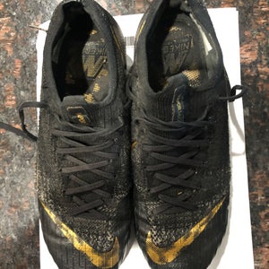 Black Used Unisex Size 7.5 (Women's 8.5) Molded Cleats Nike Mercurial Vapor Cleats