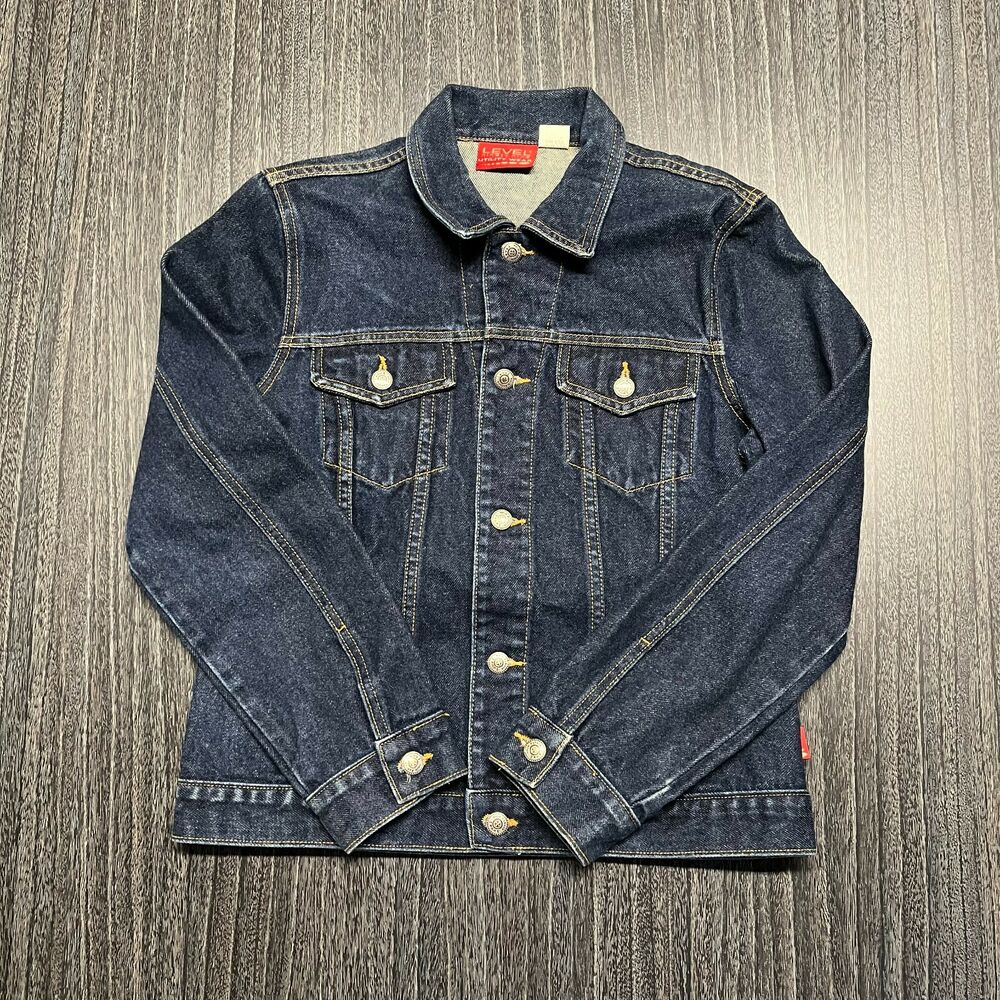 Medium Adult Blue Jean Coat Button 