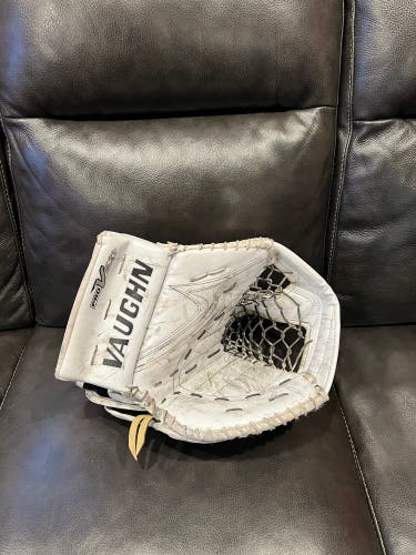 Vaughn Pro V Elite Glove