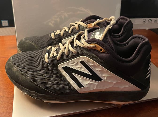 New Balance Lace Cage Baseball Cleats Size 9.5 Mens US