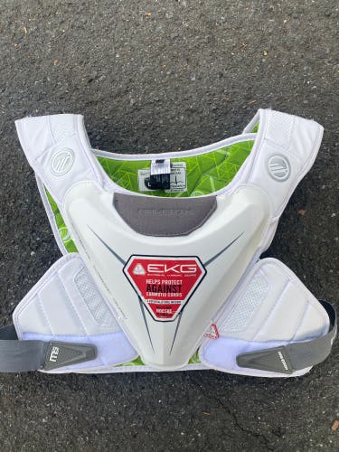 Maverik shoulder pads