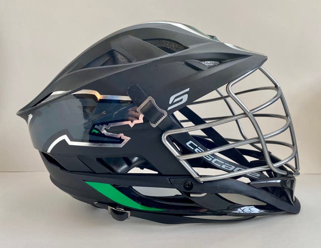 Loyola Greyhounds Custom Cascade S Lacrosse Helmet