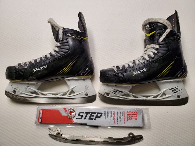 Senior Used CCM Tacks 4052 Hockey Skates Regular Width Size 10