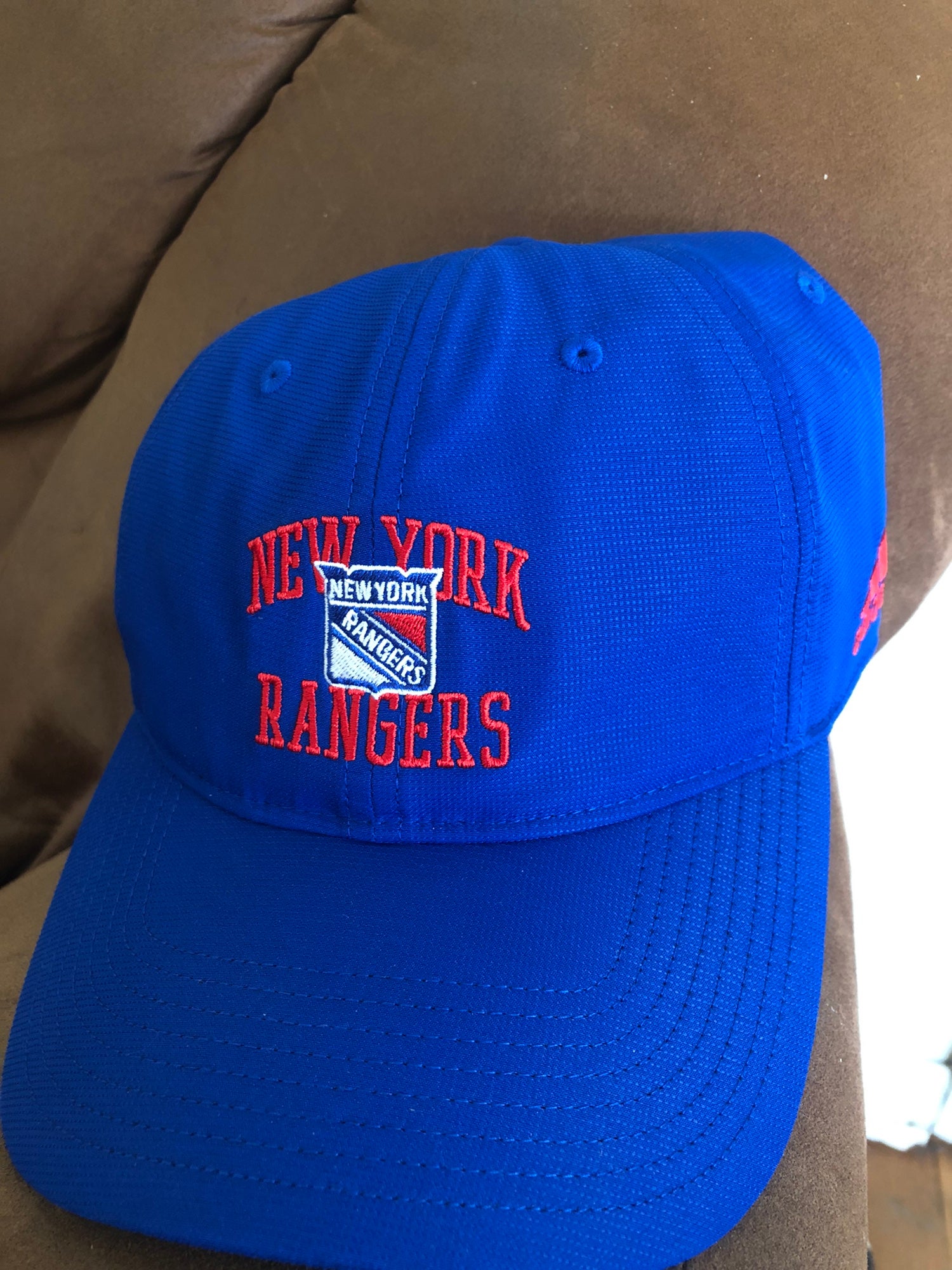 New York NY Rangers CAMO CAPTIVATE Knit Beanie Hat