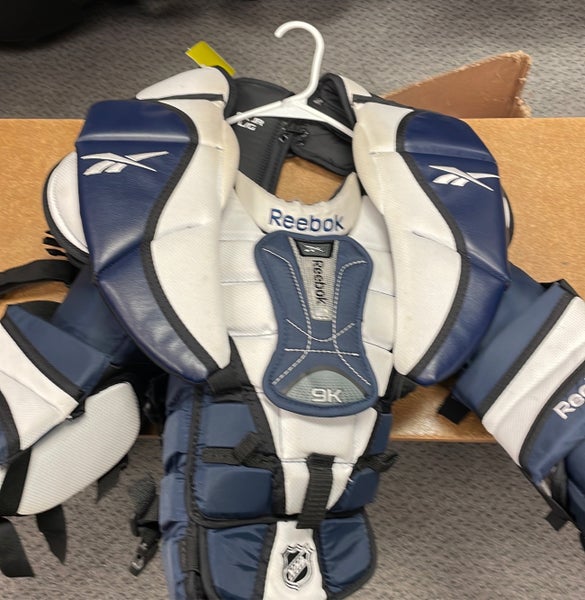 Reebok Used Large Junior Goalie Chest Protector