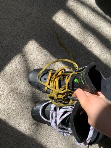 Tour Regular Width Size 1 Code 9 Inline Skates
