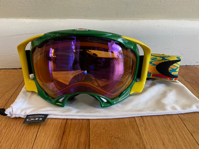 Used Oakley Crowbar Snowboard Goggles