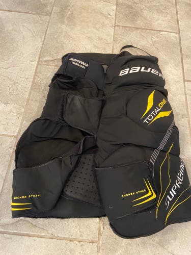 Senior Large Bauer  Supreme TotalOne Girdle Hockey Pants