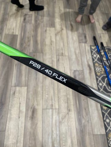 Junior Left Hand Mid P28 Pattern ADV SLING Hockey Stick
