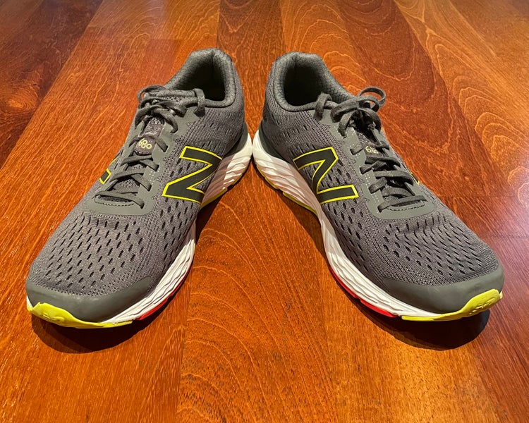 Gray Men's Size Men's 10.5 (W 11.5) New Balance 680 (v 6.0) Running/Training Shoes