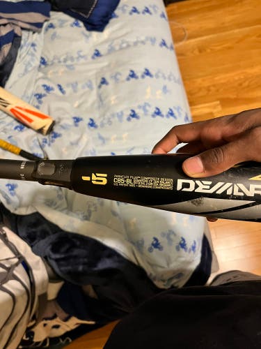 2019 Composite (-5) 27 oz 32" CF Zen Bat