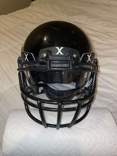 Xenith X2E Varsity Football Helmet with Faceguard And Faceshield - Black