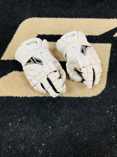 Maverik Max Lacrosse Gloves Size 12 (lightly Used)