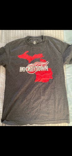 Detroit redwings hockeytown shirt