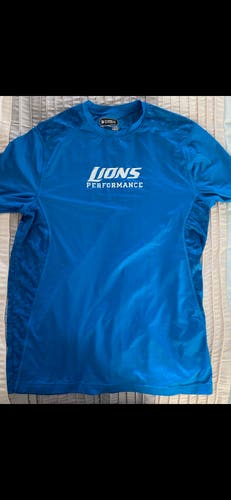 Detroit lions under armour shirt