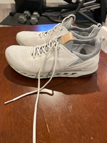 Ecco Biom golf shoes