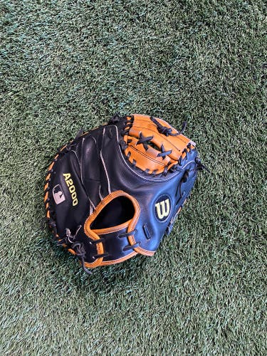 Right Hand Throw 32.5" A2000 Catcher's Glove