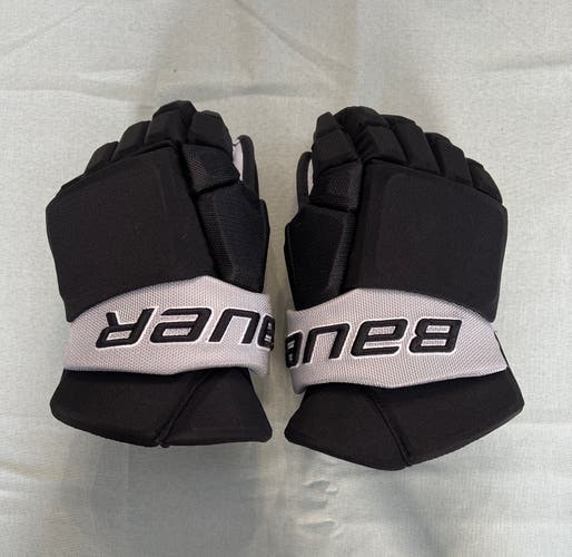LA Kings Bauer 15" Pro Stock Vapor 2X Pro Gloves