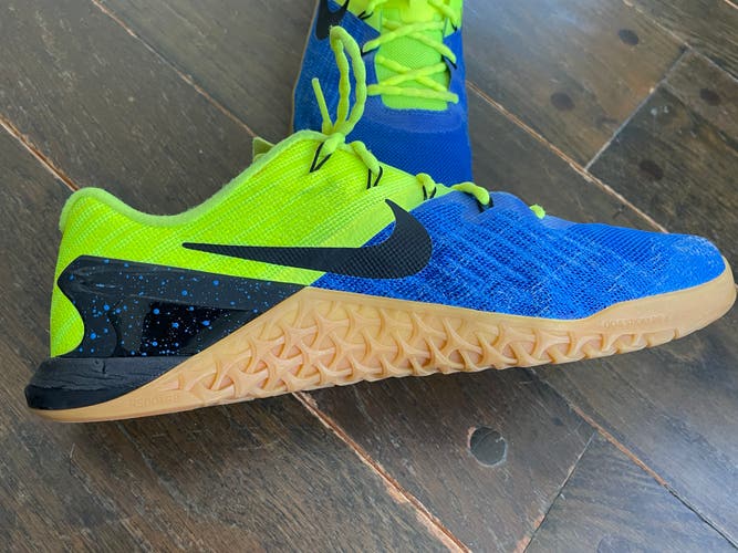 Nike Metcon 4 custom colors, Sz 11