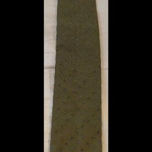 Hugo Boss men’s adult ties 3-pack