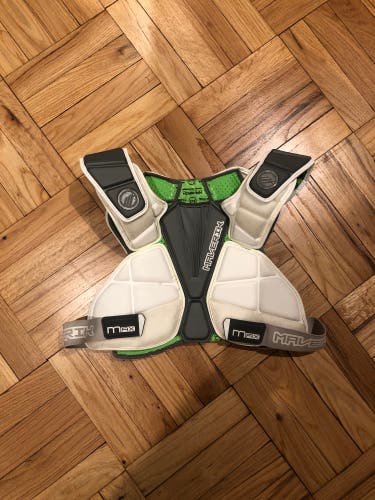 Maverik Max Shoulder Pads