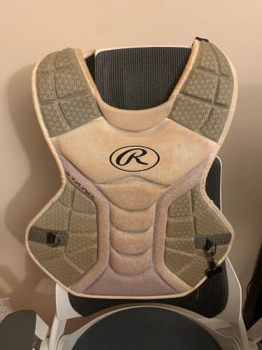 Rawlings Velo 2.0 Catcher's Chest Protector