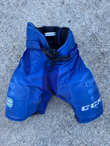 CCM HP35X Pro Stock Hockey Pants Blue Large Canucks 7723