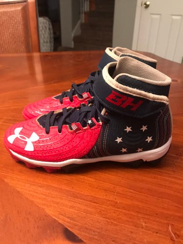 Harper 4 Red, White, & Blue, molded Cleats (Size 4Y)