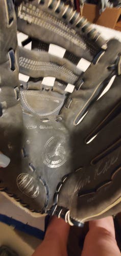 Used Spalding Right Hand Throw Outfield Baseball Glove