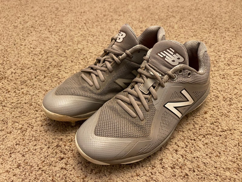 New Balance Gray Metal Baseball Cleats