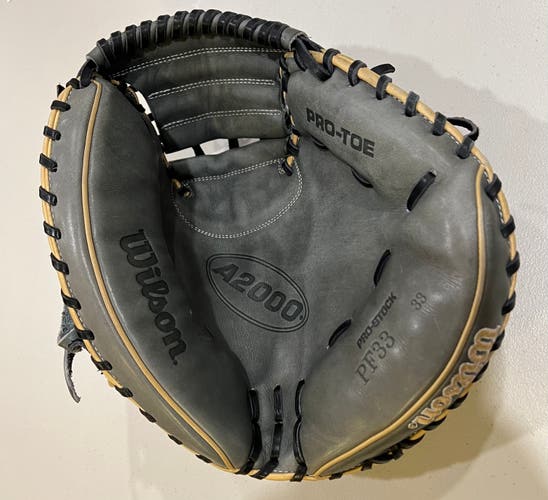 Like New Wilson Catcher's A2000 Pedroia Fit 33"