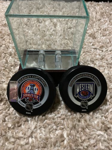 RARE Game used Stanely cup final game 3 2004 NHL puck