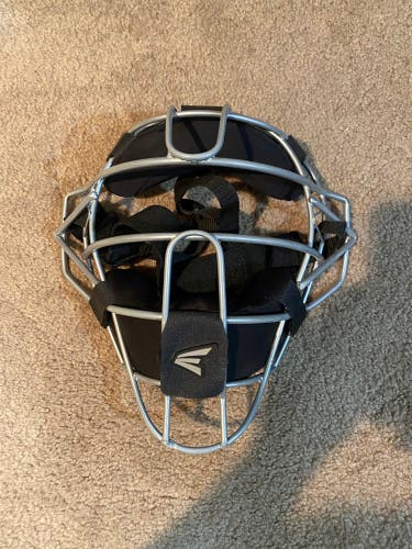 Easton Traditional Catchers Mask