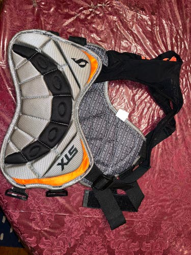 STX Lacross rib protection Intermediate