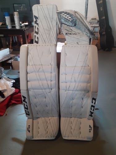 Used 32" CCM Extreme Flex E3.9 Goalie Leg Pads