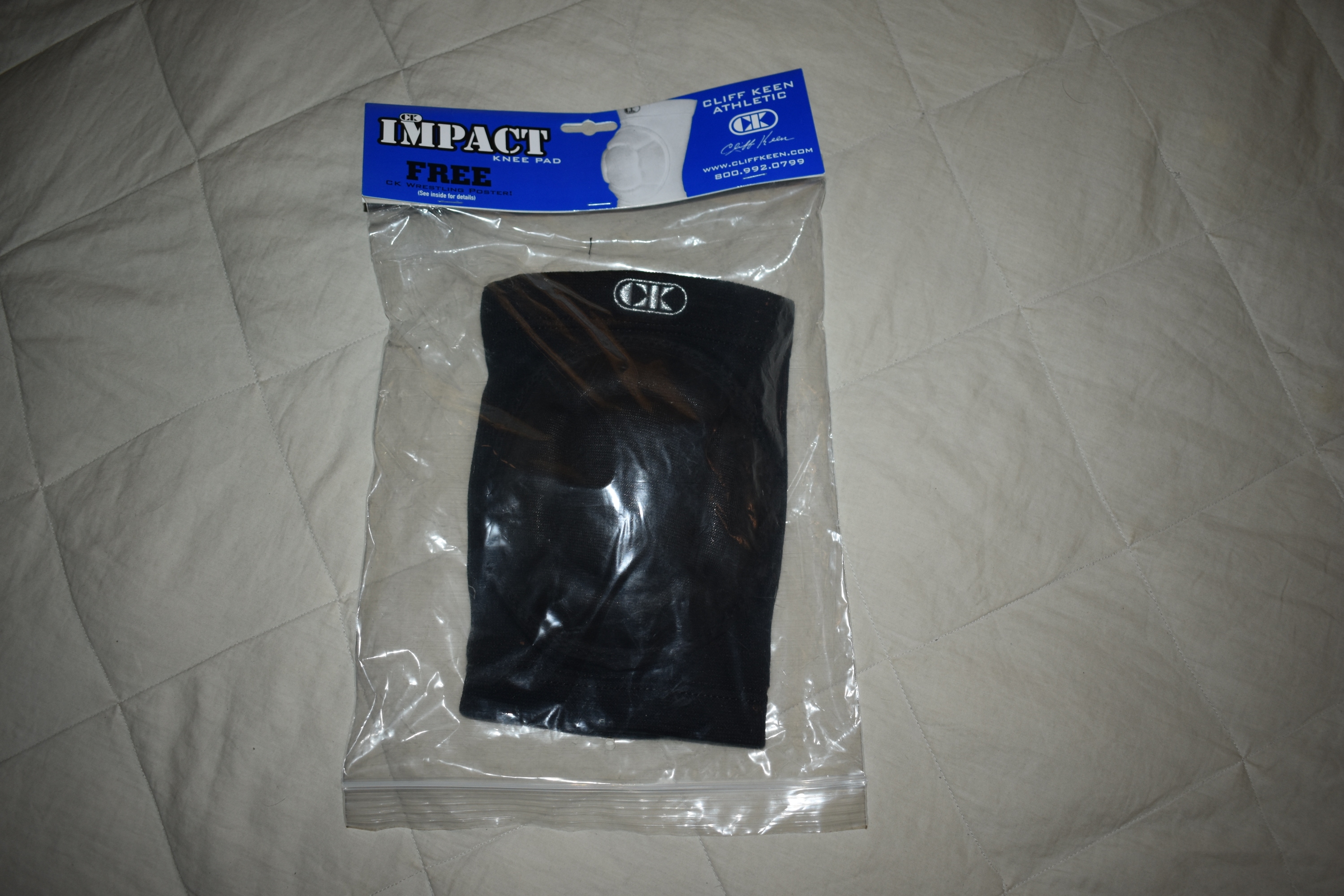 NEW - Cliff Keen Impact Knee Pad, Black, One Size