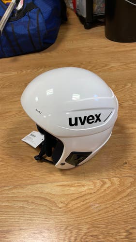 New Small UVEX Race + Helmet FIS Legal