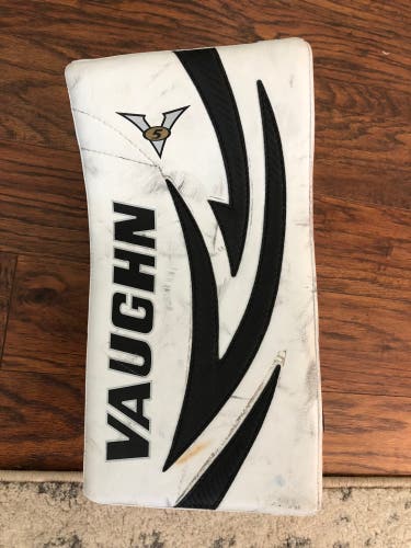 Vaughn V5 senior blocker