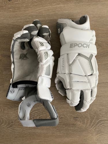 Like New Epoch Integra Elite Lacrosse Gloves 13”