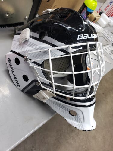 Junior Used Bauer NME 5 Goalie Mask