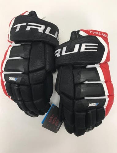 Used True XC7 Gloves 13" black/red/white