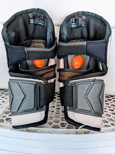 CCM Ultra Pro Tacks Elbow Pads Pro Stock, Sr Medium