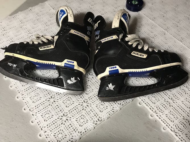 Vintage Bauer Supreme Custom 1009 Hockey Skates