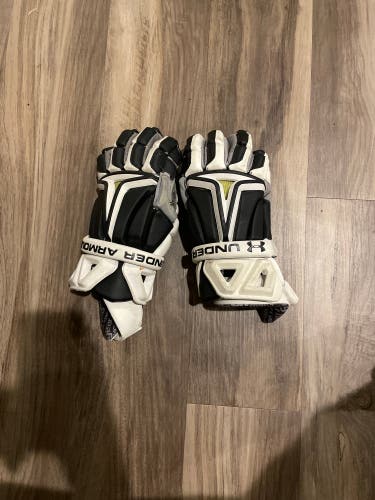Used Under Armor Biofit 2 Goalie Gloves