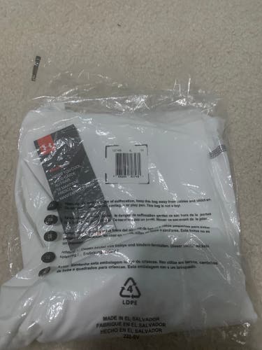 White Adult XL Under Armour Compression