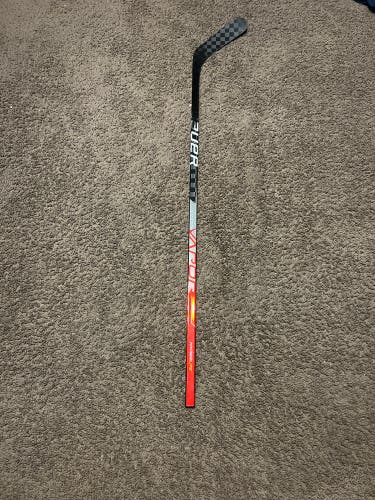 Used Right Handed Mid Pattern Pro Stock Vapor ADV Hockey Stick