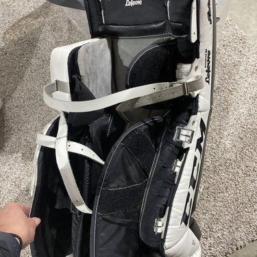 White Intermediate 29"+1 CCM Retro Flex Goalie Leg Pads